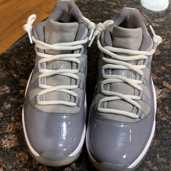 Gently Pre-Owned Unisex Air Jordan 11 Retro Low Cool Grey main image 6